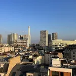 Tour Eiffel - Vue Imprenable Au-dessus Des Toits, Balcon 아파트 파리