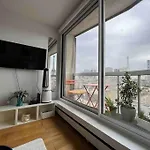 Tour Eiffel - Vue Imprenable Au-dessus Des Toits, Balcon דירה פריז