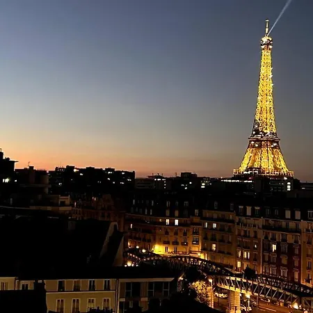 Tour Eiffel - Vue Imprenable Au-dessus Des Toits, Balcon Lejlighed Paris