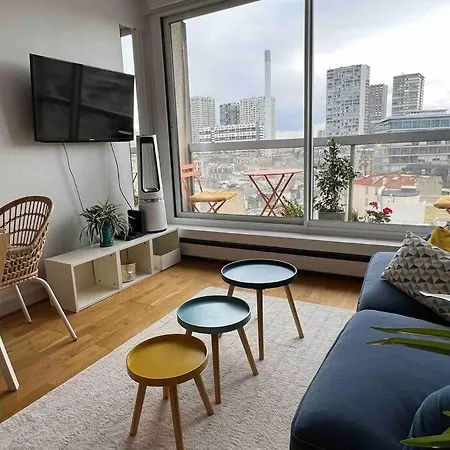 Tour Eiffel - Vue Imprenable Au-dessus Des Toits, Balcon *