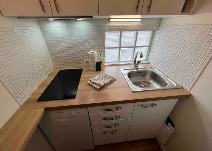 Tour Eiffel - Vue Imprenable Au-dessus Des Toits, Balcon Apartman