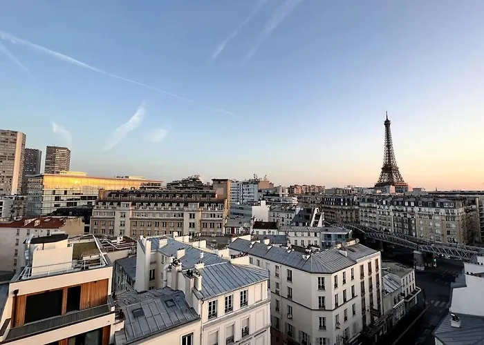 Apartman Tour Eiffel - Vue Imprenable Au-dessus Des Toits, Balcon *