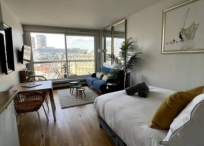 Tour Eiffel - Vue Imprenable Au-dessus Des Toits, Balcon Apartman