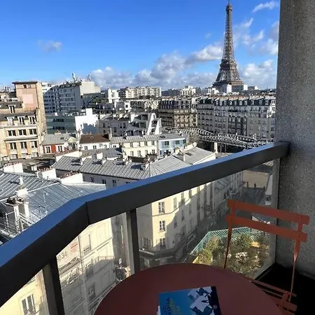 Tour Eiffel - Vue Imprenable Au-dessus Des Toits, Balcon 公寓 *