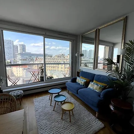 Tour Eiffel - Vue Imprenable Au-dessus Des Toits, Balcon *